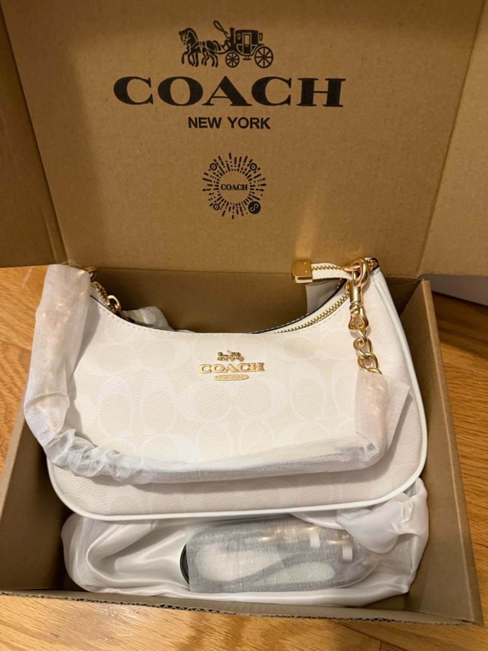 Coach White Leather Shoulder Hobo with Gold Chain Accents